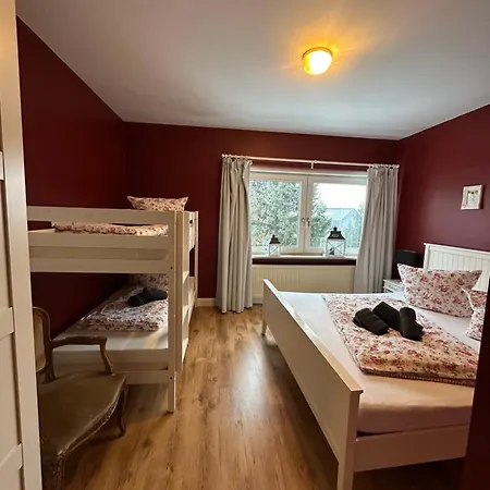 Unser Maerchenhaus Apartament